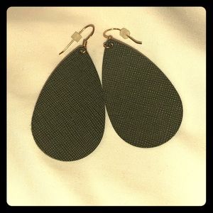 Lightweight leather earrings